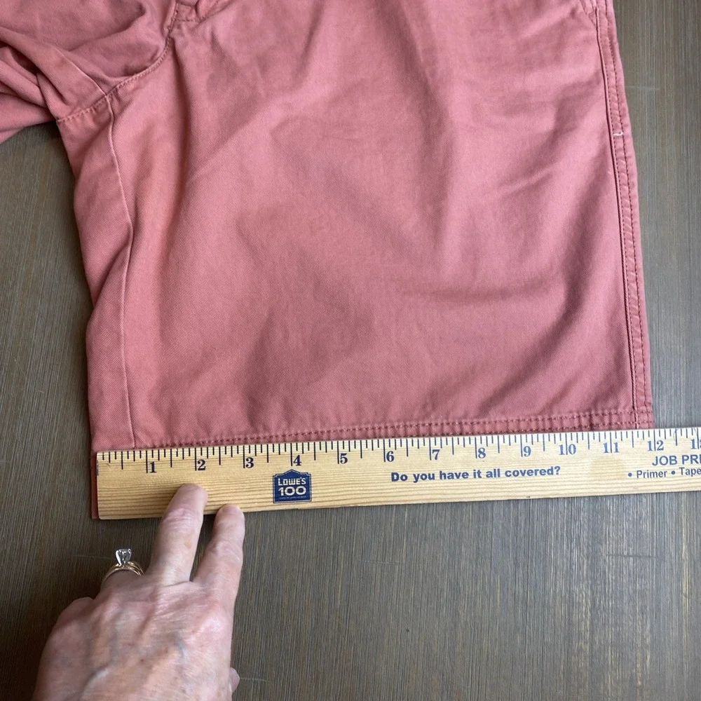 Izod Saltwater Shorts Mens Size 34 Salmon Regular Fit Flat Front Cotton Casual‎